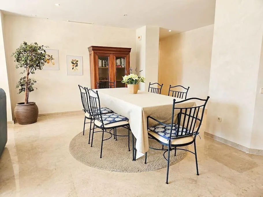 Greenlife - Spacious Apartment In Rio Real Marbella 0*,