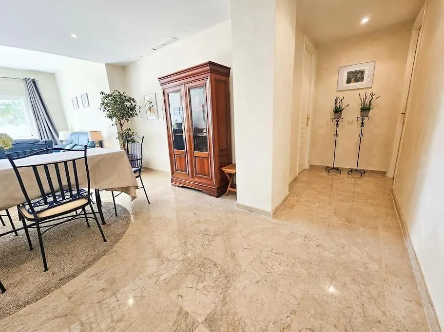 Greenlife - Spacious Apartment In Rio Real Marbella Espanha